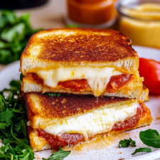 Garlic Parmesan Pizza Grilled Cheese